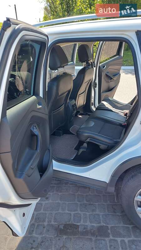 Позашляховик / Кросовер Ford Kuga 2013 в Харкові