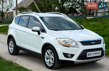 Внедорожник / Кроссовер Ford Kuga 2011 в 