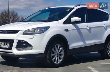 Внедорожник / Кроссовер Ford Kuga 2015 в 