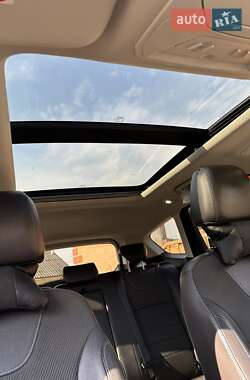 Внедорожник / Кроссовер Ford Kuga 2013 в 
