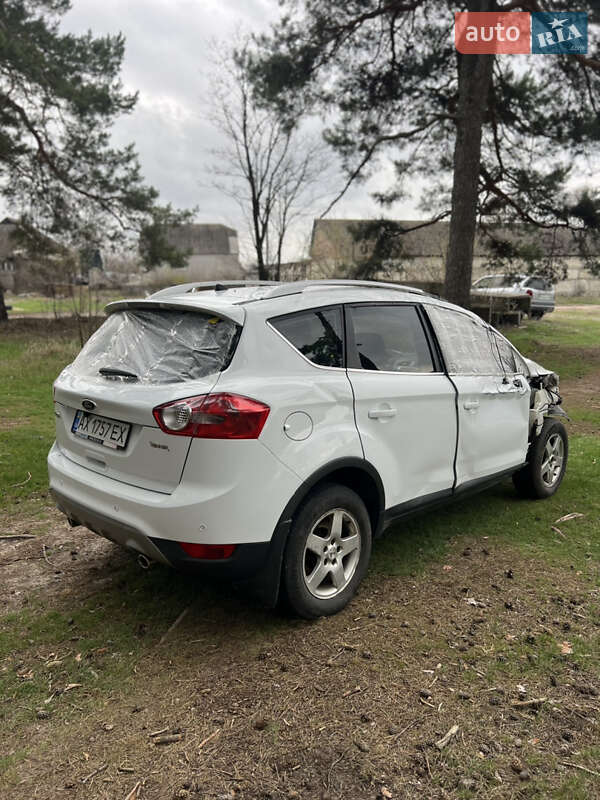 Позашляховик / Кросовер Ford Kuga 2012 в Києві