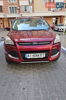 Позашляховик / Кросовер Ford Kuga 2015 в 