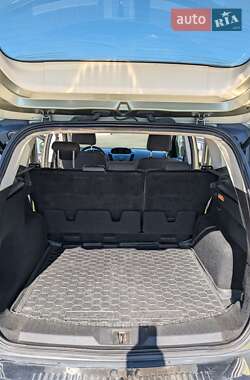 Внедорожник / Кроссовер Ford Kuga 2014 в 