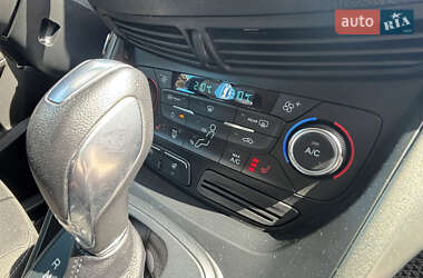 Внедорожник / Кроссовер Ford Kuga 2018 в 