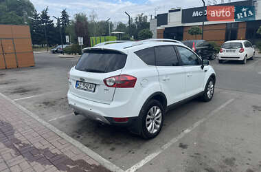 Позашляховик / Кросовер Ford Kuga 2010 в 