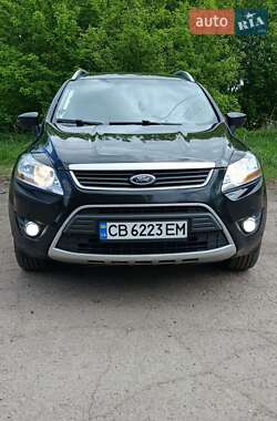 Внедорожник / Кроссовер Ford Kuga 2012 в Мене