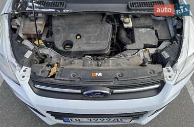 Внедорожник / Кроссовер Ford Kuga 2013 в 