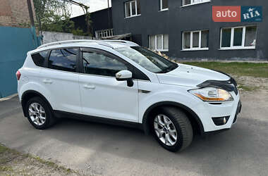 Позашляховик / Кросовер Ford Kuga 2011 в 
