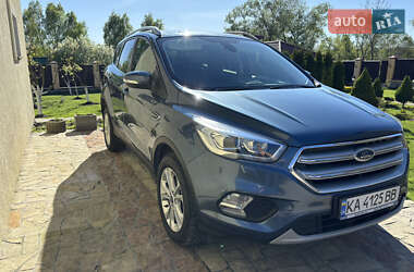 Позашляховик / Кросовер Ford Kuga 2019 в Львові