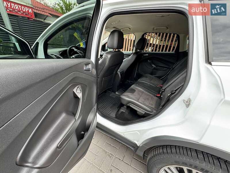 Внедорожник / Кроссовер Ford Kuga 2013 в Черкассах