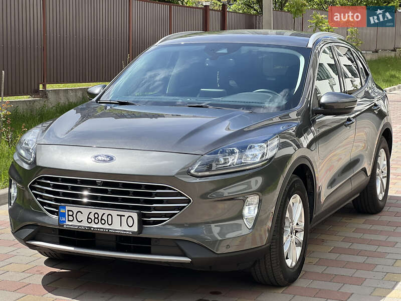 Ford Kuga 2021