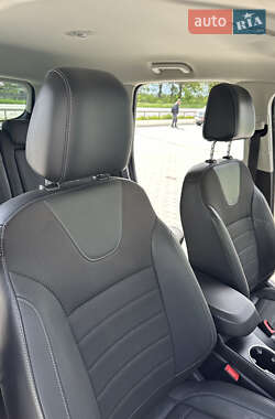 Внедорожник / Кроссовер Ford Kuga 2014 в Тернополе