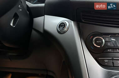 Внедорожник / Кроссовер Ford Kuga 2015 в 