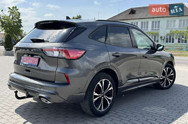 Внедорожник / Кроссовер Ford Kuga 2020 в 