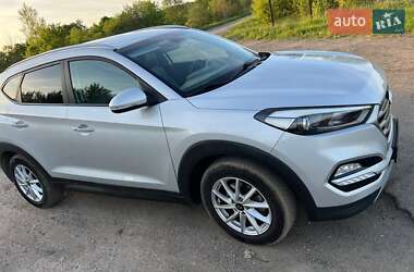 Позашляховик / Кросовер Ford Kuga 2011 в 
