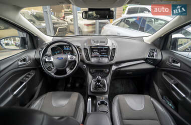 Внедорожник / Кроссовер Ford Kuga 2016 в 