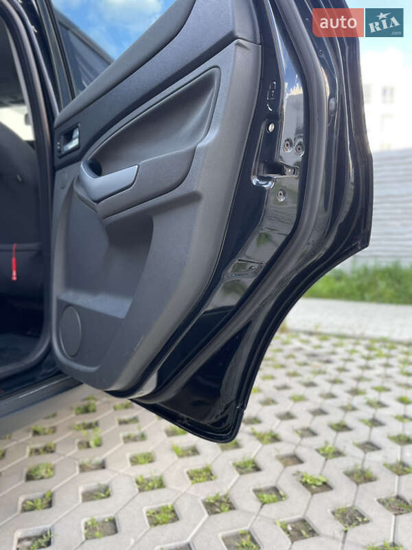 Внедорожник / Кроссовер Ford Kuga 2011 в Киеве