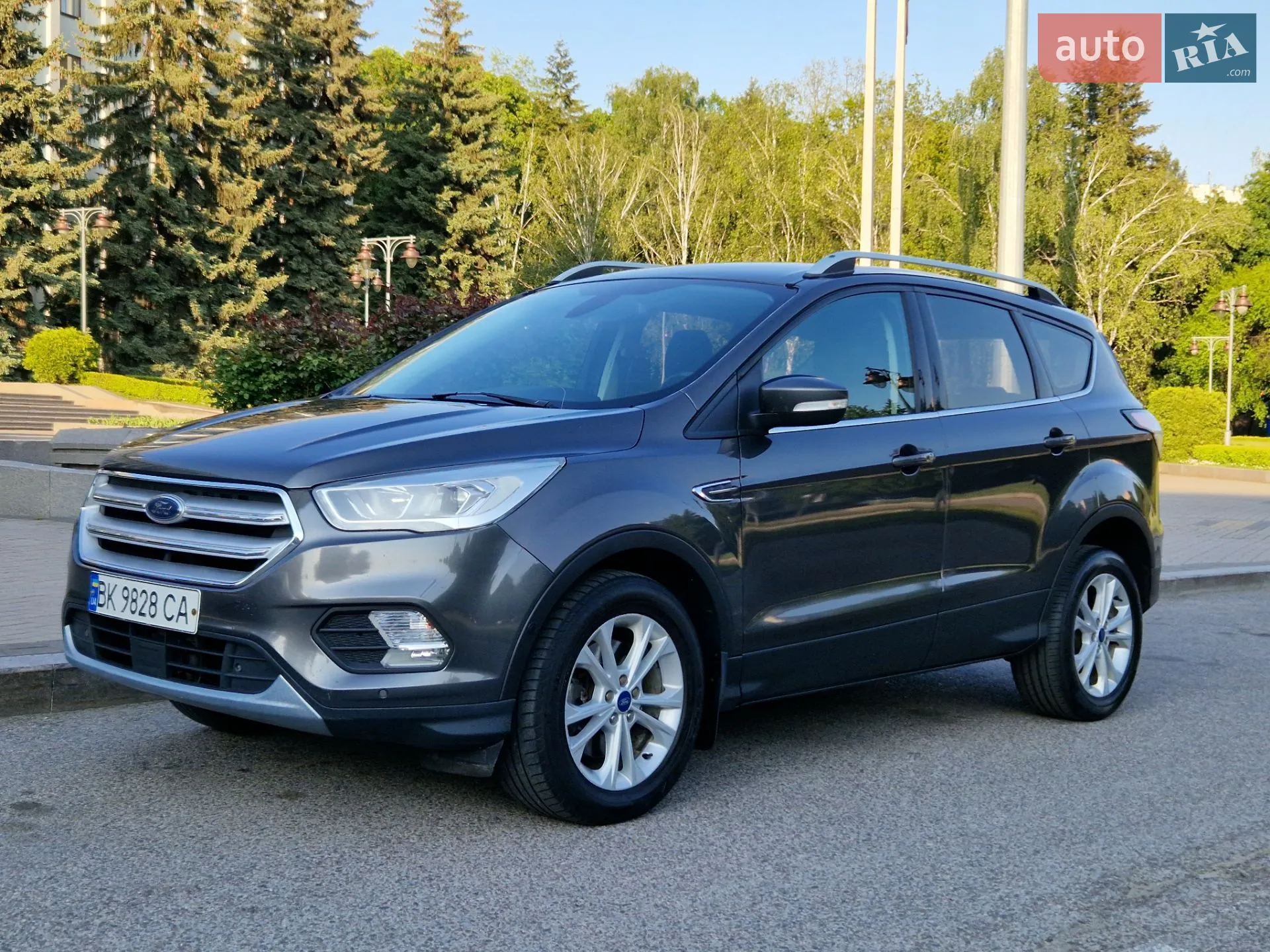2017 Ford Kuga - фото 1