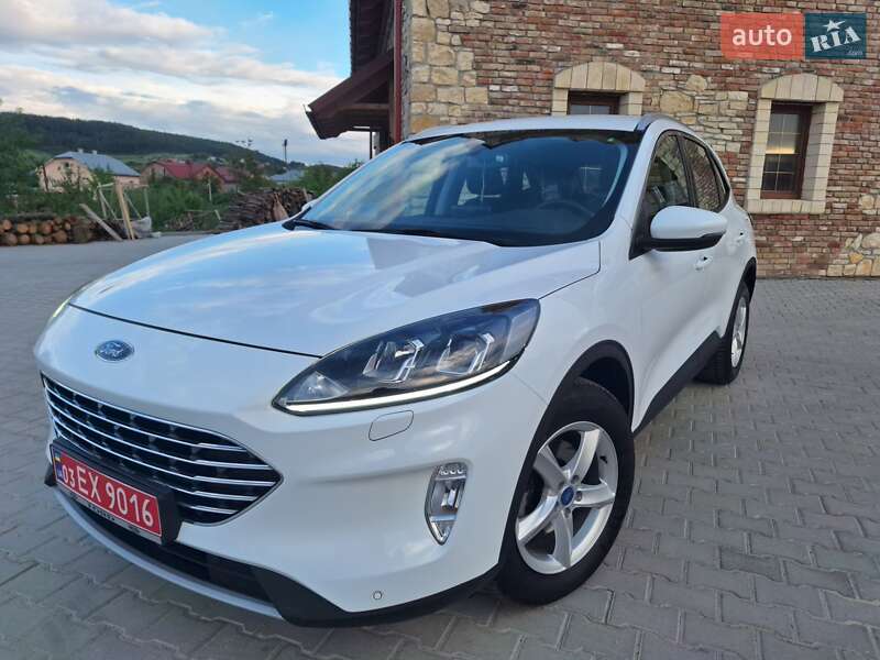 Ford Kuga 2021