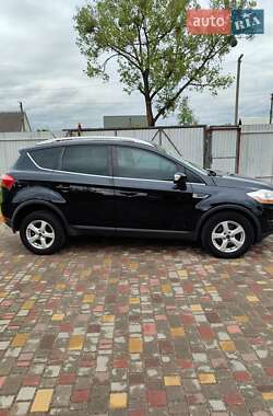 Внедорожник / Кроссовер Ford Kuga 2011 в 