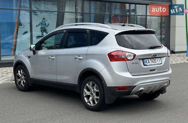 Позашляховик / Кросовер Ford Kuga 2011 в 