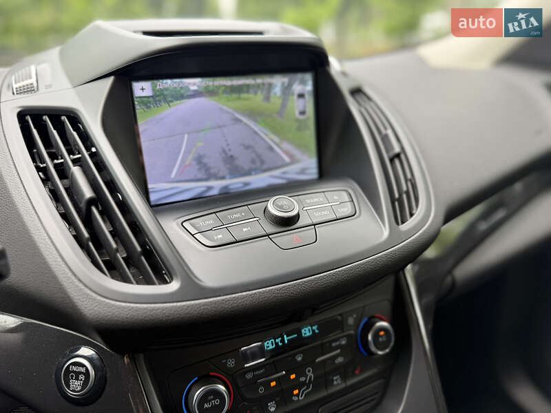 Внедорожник / Кроссовер Ford Kuga 2019 в Киеве