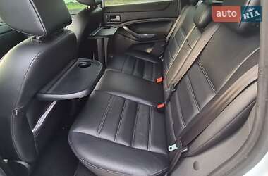 Внедорожник / Кроссовер Ford Kuga 2011 в 