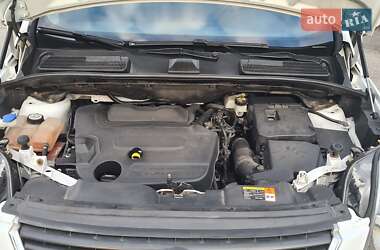 Внедорожник / Кроссовер Ford Kuga 2011 в 