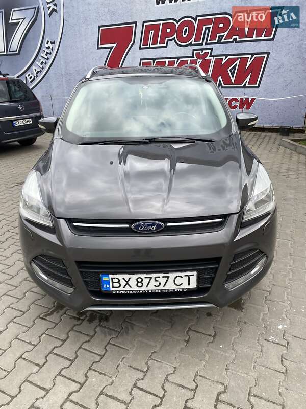 Внедорожник / Кроссовер Ford Kuga 2015 в Хмельницком