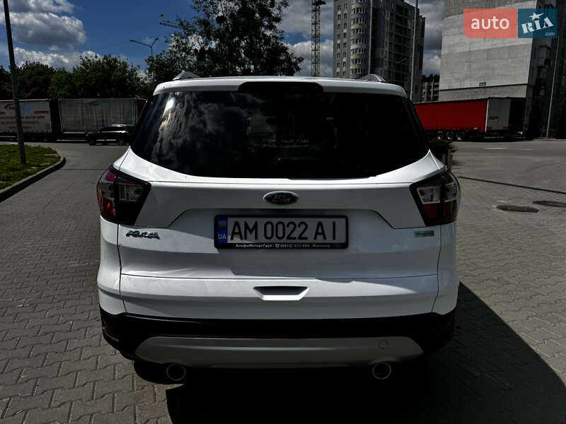 Внедорожник / Кроссовер Ford Kuga 2018 в Житомире