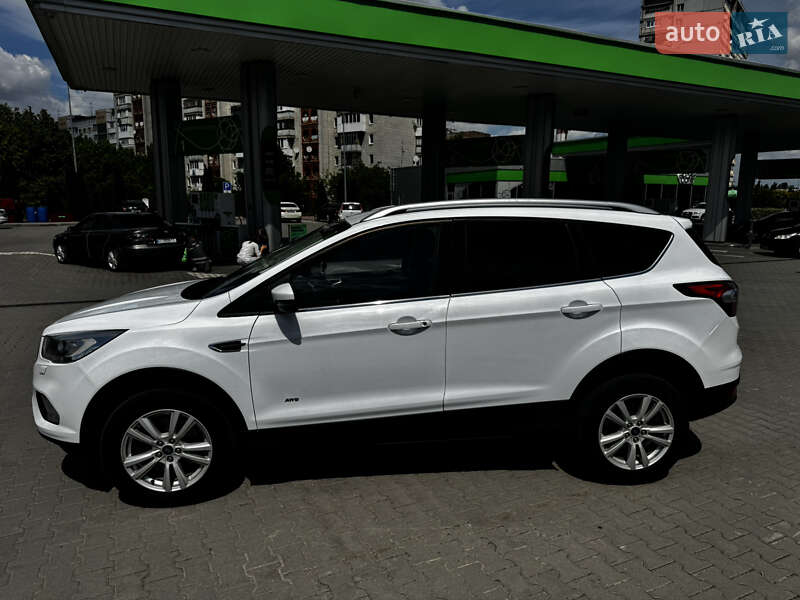 Внедорожник / Кроссовер Ford Kuga 2018 в Житомире