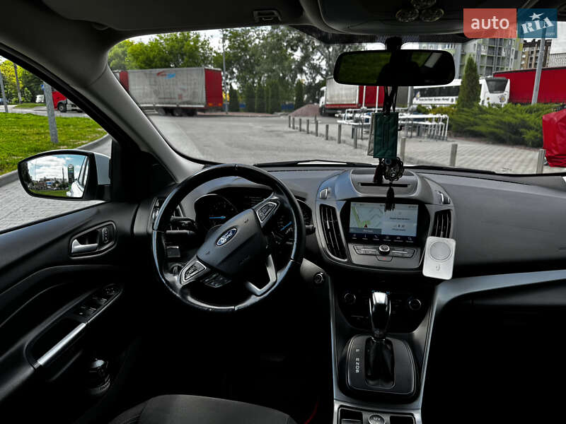 Внедорожник / Кроссовер Ford Kuga 2018 в Житомире