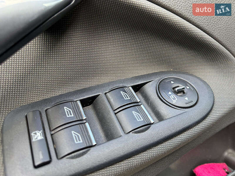 Внедорожник / Кроссовер Ford Kuga 2011 в Одессе