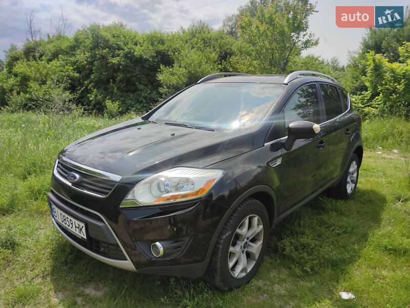 Внедорожник / Кроссовер Ford Kuga 2012 в Миргороде