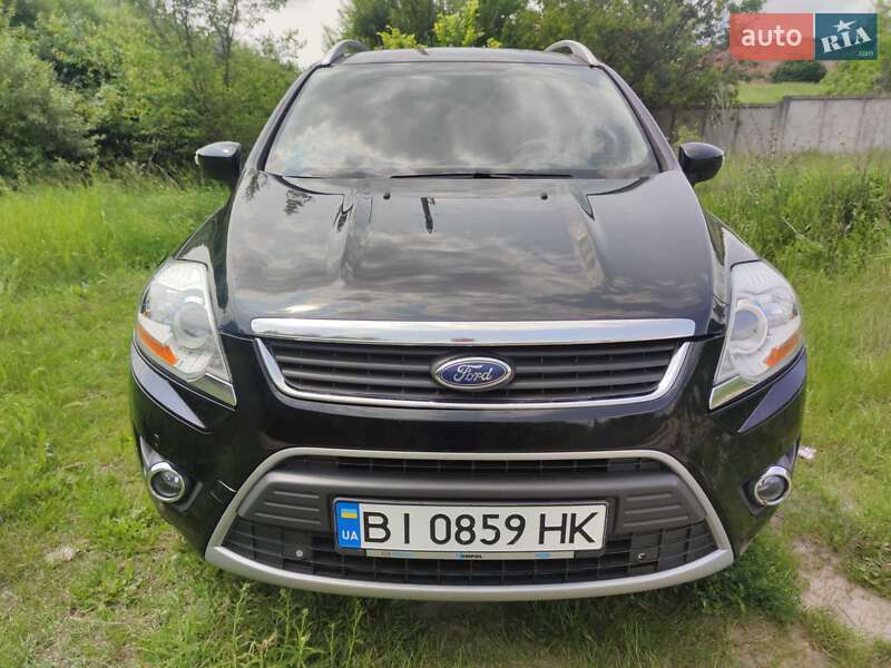 Внедорожник / Кроссовер Ford Kuga 2012 в Миргороде