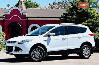 Внедорожник / Кроссовер Ford Kuga 2013 в 