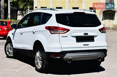 Внедорожник / Кроссовер Ford Kuga 2013 в 