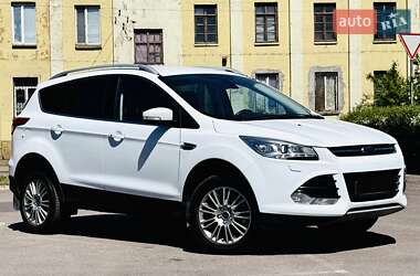 Внедорожник / Кроссовер Ford Kuga 2013 в 
