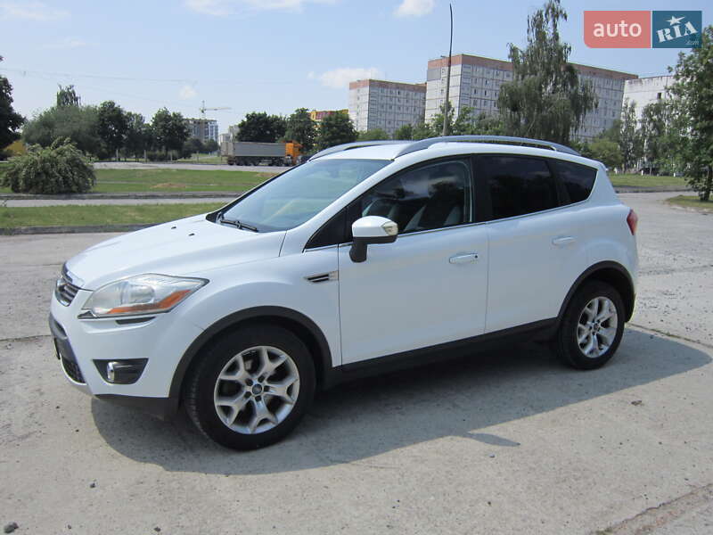 Ford Kuga 2011