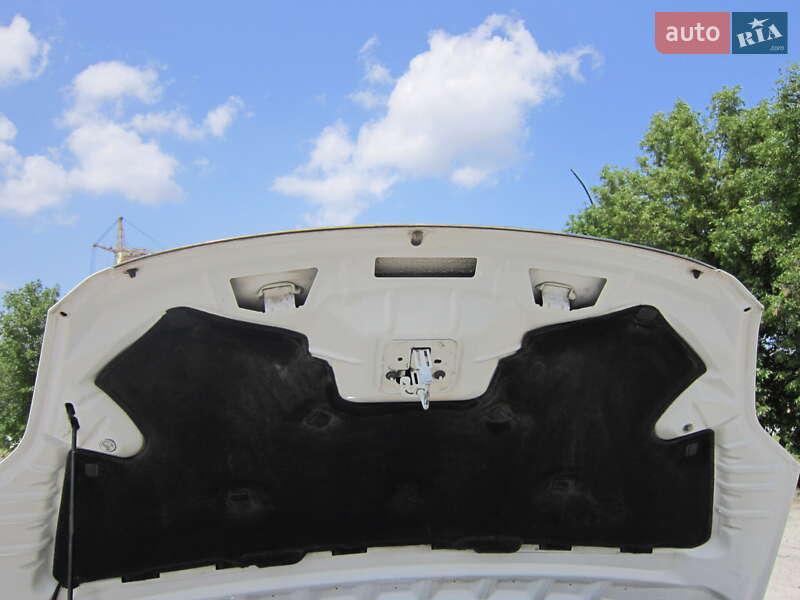 Позашляховик / Кросовер Ford Kuga 2011 в Цумані