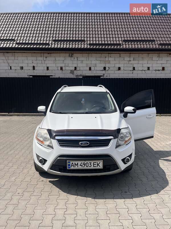 Позашляховик / Кросовер Ford Kuga 2012 в Козятині