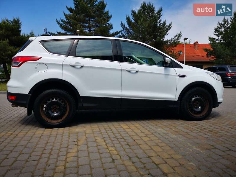 Внедорожник / Кроссовер Ford Kuga 2014 в Львове