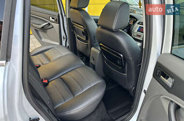 Внедорожник / Кроссовер Ford Kuga 2009 в 