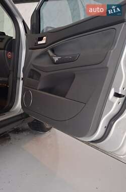 Внедорожник / Кроссовер Ford Kuga 2008 в 