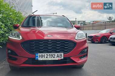 Внедорожник / Кроссовер Ford Kuga 2020 в 