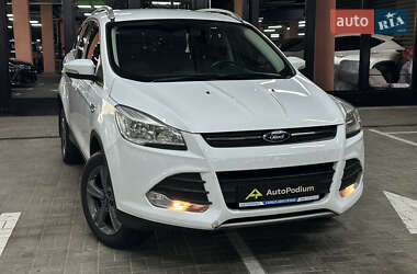 Внедорожник / Кроссовер Ford Kuga 2013 в 