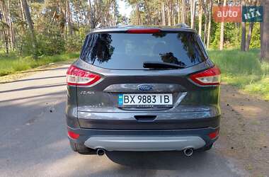 Внедорожник / Кроссовер Ford Kuga 2016 в 