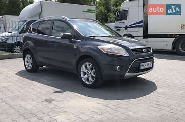 Внедорожник / Кроссовер Ford Kuga 2011 в 