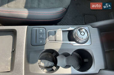 Внедорожник / Кроссовер Ford Kuga 2022 в 