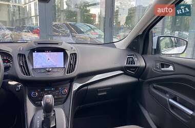 Внедорожник / Кроссовер Ford Kuga 2019 в 